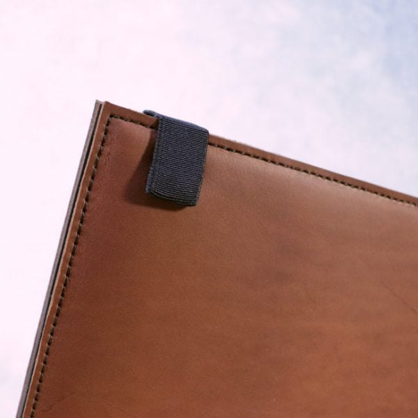 leather A4 cover work folio black back detail