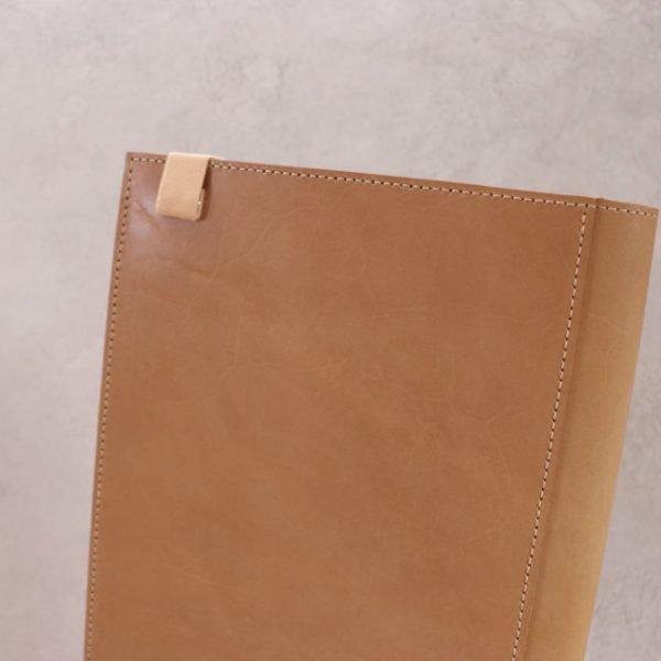 leather A4 cover work folio nude back detail