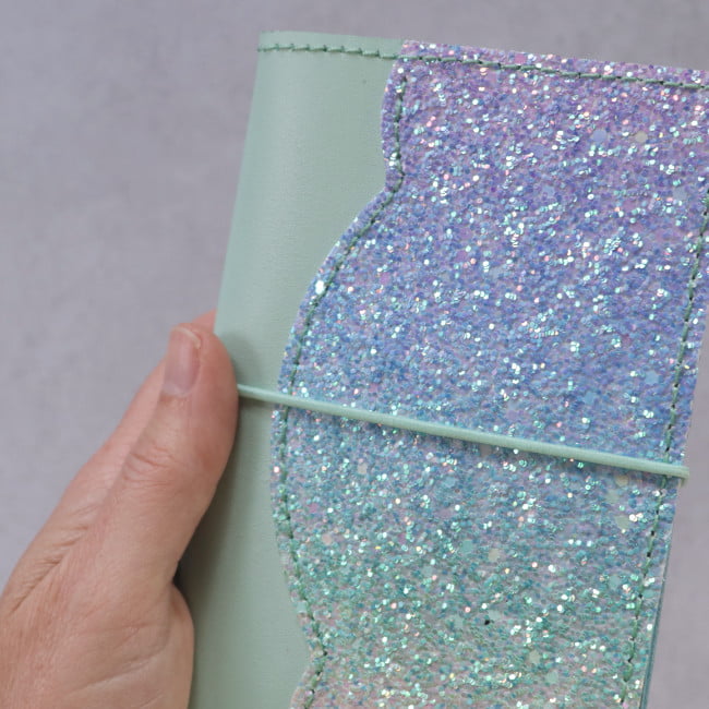 unicorn pastels mint pocket size glitter detail