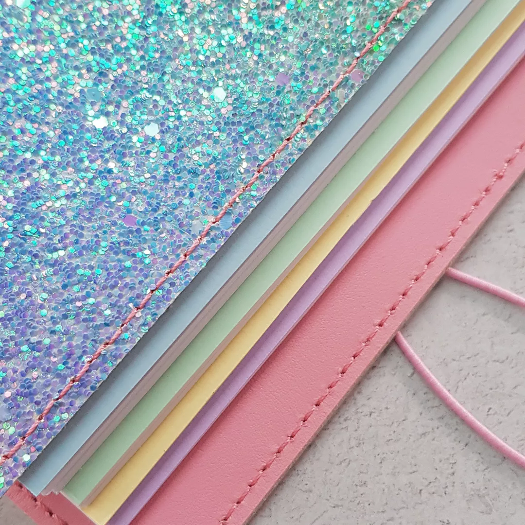 Read more about the article Pastels & Glitter – The Unicorn Dreams Collection