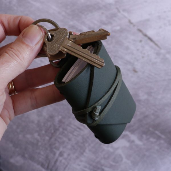 mini journal keyring - green with keys