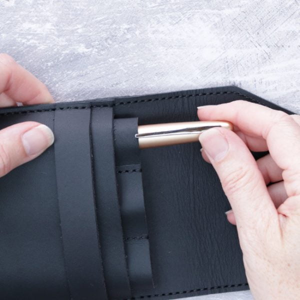 triple pen case black leather insitu